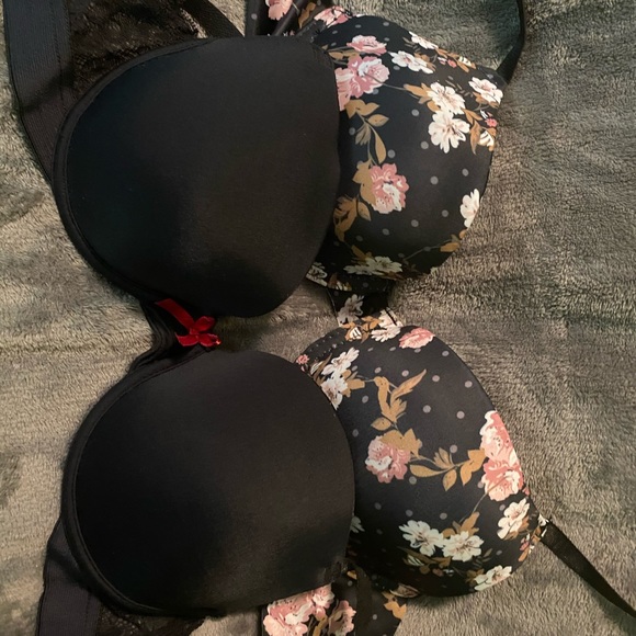 Bra bundle - Picture 3 of 3